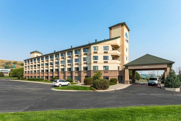 Gallery - Comfort Inn & Suites Market Airport