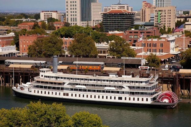 Gallery - Delta King Hotel