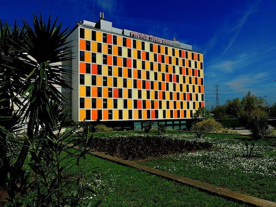 Gallery - Star Inn Porto