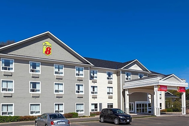 Gallery - Super 8 By Wyndham Midland