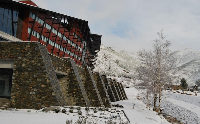 Gallery - H2otel Congress & Medical Spa