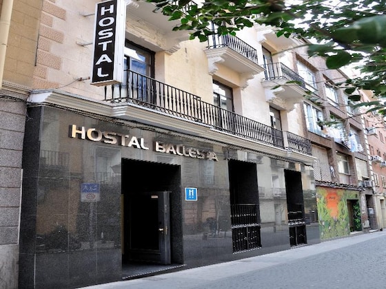 Gallery - Hostal Ballesta