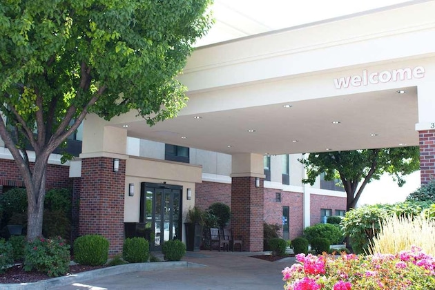 Gallery - Hampton Inn Boise