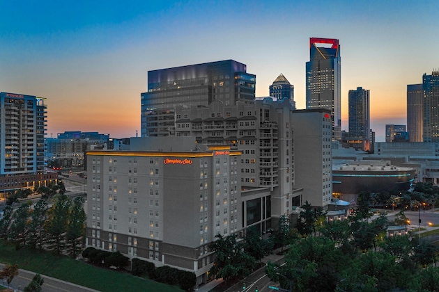 Gallery - Hampton Inn Charlotte Uptown