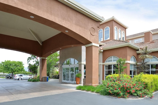 Gallery - Hilton Garden Inn Napa
