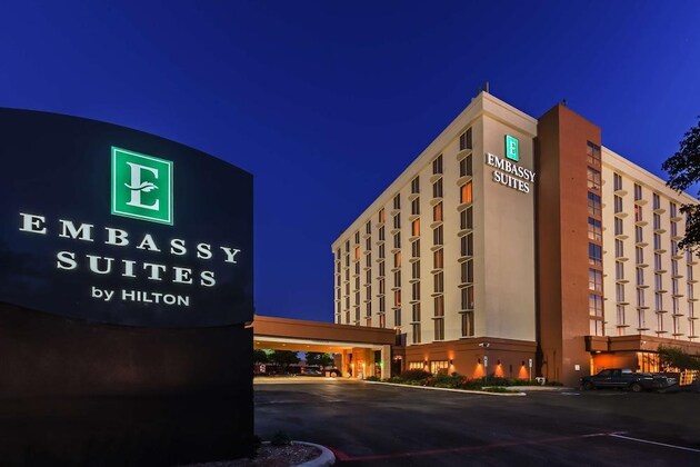 Gallery - Embassy Suites by Hilton Dallas Market Center