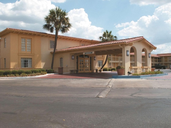 Gallery - Baymont By Wyndham San Antonio South Park