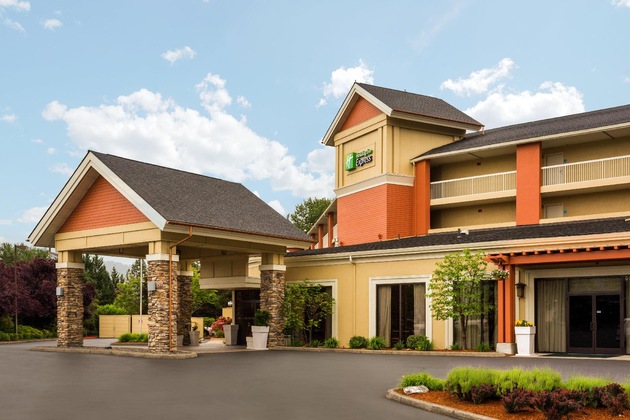 Gallery - Holiday Inn Express Roseburg By Ihg