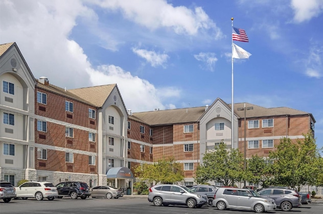 Gallery - Sonesta Simply Suites Boston Burlington