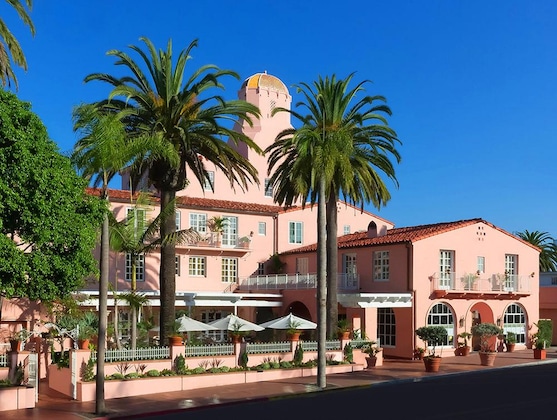 Gallery - La Valencia