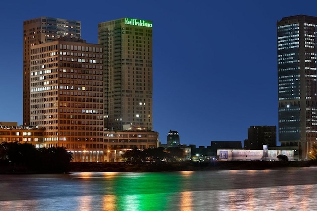 Gallery - Hilton Cairo World Trade Center Residences