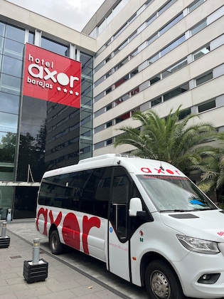Gallery - Axor Barajas