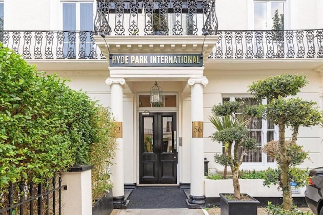 Gallery - Hyde Park International