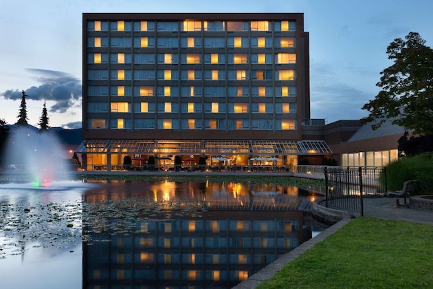 Gallery - Coast Chilliwack Hotel By Apa