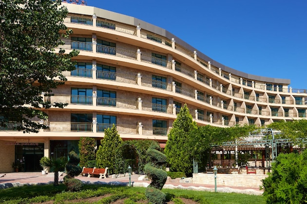 Gallery - Mena Palace