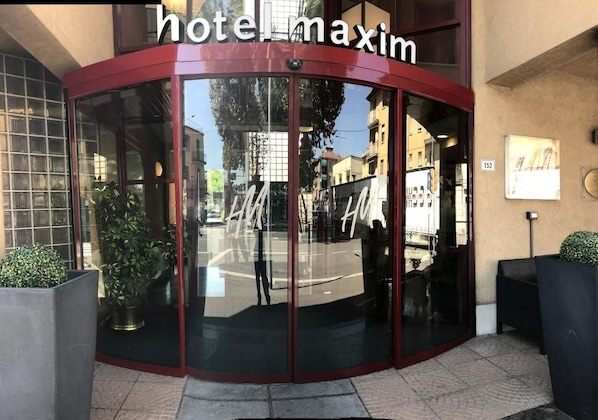 Gallery - Hotel Maxim
