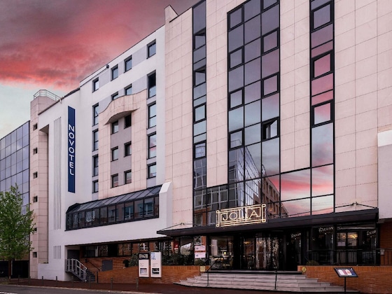 Gallery - Novotel Paris Suresnes Longchamp