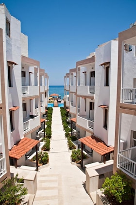 Gallery - Ekavi Hotel Apartments