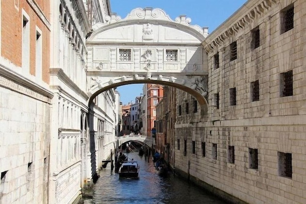 Gallery - Ambasciatori Hotel Mestre Venice, Tapestry Collection Hilton