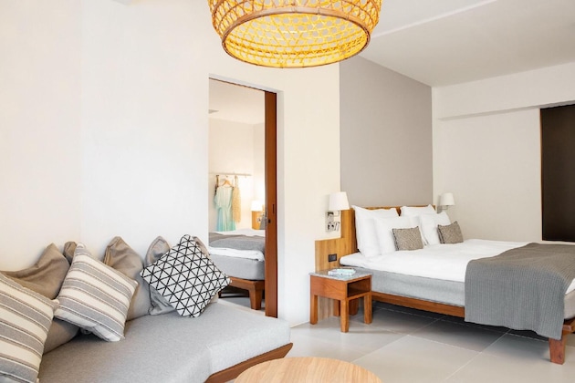 Gallery - Sunwing Kamala Beach