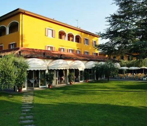 Gallery - La Quiete Park Hotel