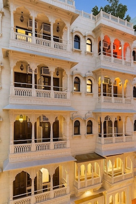 Gallery - Jyoti Mahal A Royal Heritage Hotel - 5 Mins From New Delhi Railway Station & 2Mins From Metro