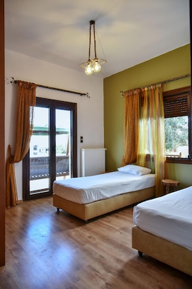 Gallery - Iraklis Studios & Apartments