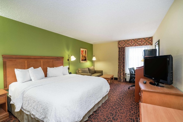 Gallery - HSpark By Hilton Bardstown