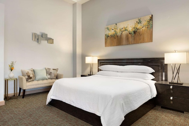 Gallery - Embassy Suites Brea North Orange County