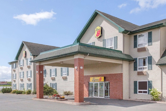 Gallery - Super 8 By Wyndham Truro Ns