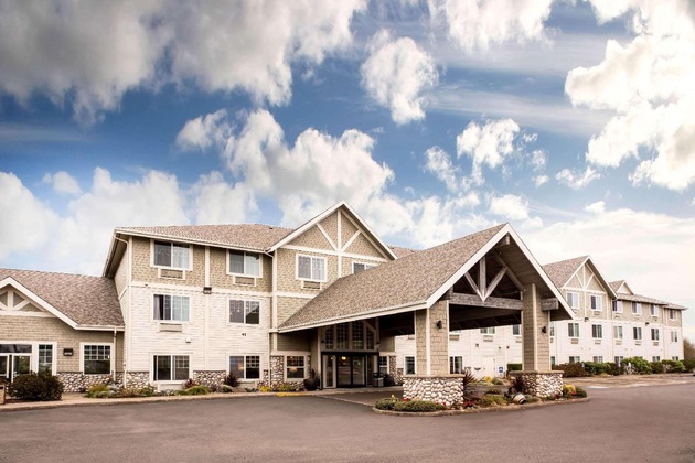 Gallery - La Quinta Inn & Suites By Wyndham Newport