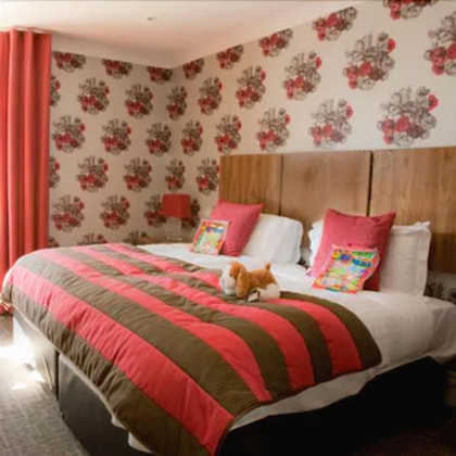 Gallery - The Coed-Y-Mwstwr Hotel