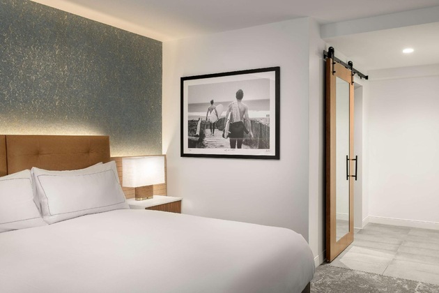 Gallery - Hilton Los Angeles Culver City