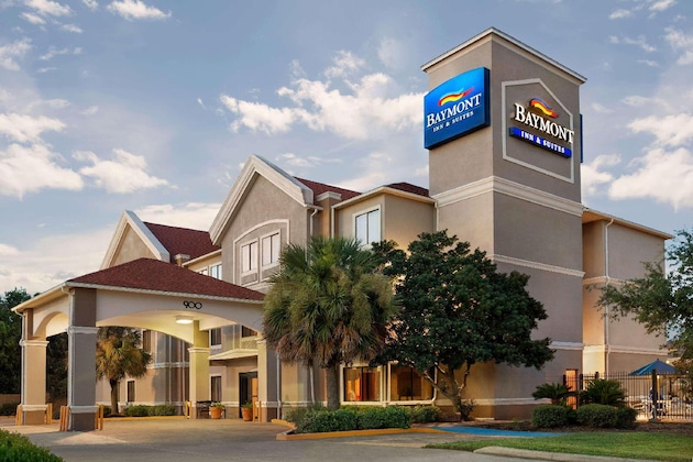 Gallery - Baymont By Wyndham Clute