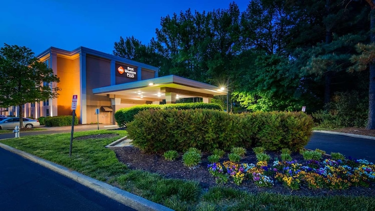 Gallery - Best Western Plus Richmond Airport Hotel