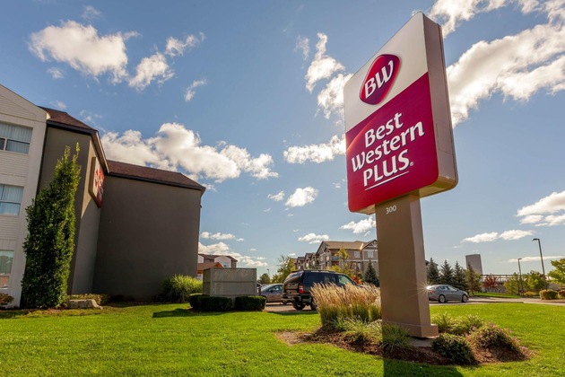 Gallery - Best Western Plus Rose City Suites