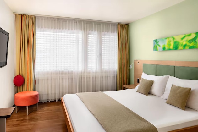Gallery - Ramada By Wyndham Baden Hotel Du Parc