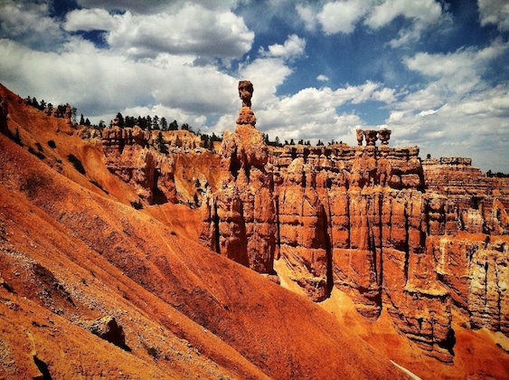 Gallery - Red Ledges Inn