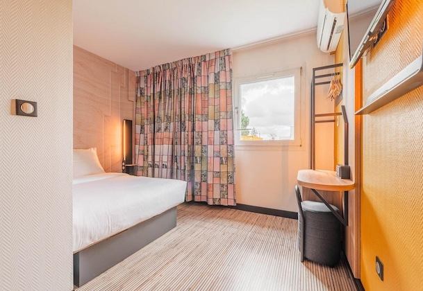Gallery - Premier Inn Stuttgart Bad Cannstatt