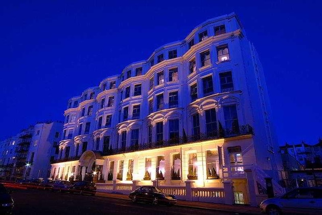 Gallery - Lansdowne Place