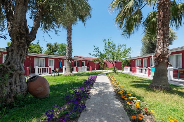 Gallery - Side Altinkum Bungalow Hotel