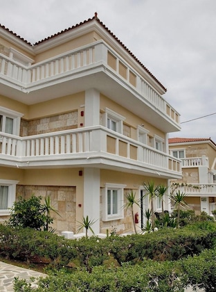 Gallery - Jo An Beach Hotel