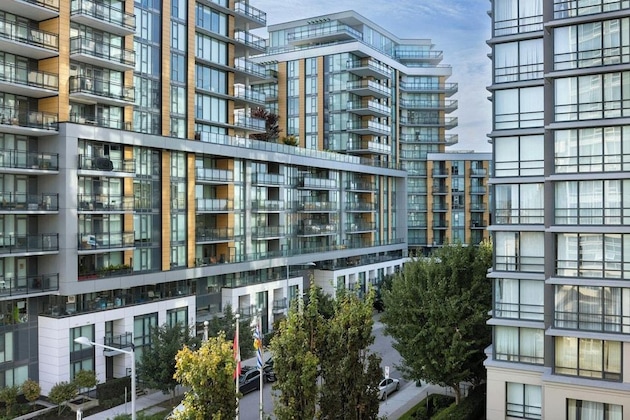 Gallery - The Westin Wall Centre, Vancouver Airport