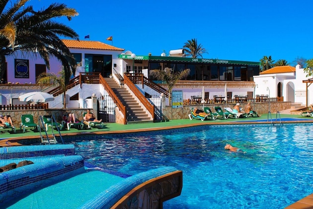 Gallery - Castillo Beach Club Apartments