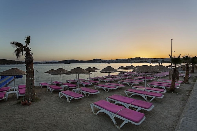 Gallery - Ladonia Hotels Del Mare Ex Cesars Suites Bodrum