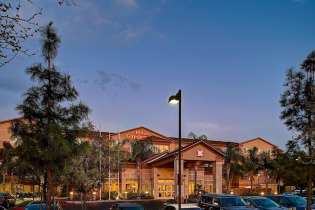 Gallery - Hilton Garden Inn San Bernardino