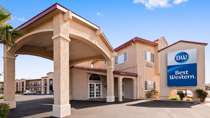 Gallery - Best Western China Lake Inn