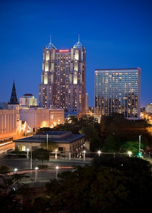 Gallery - San Antonio Marriott Rivercenter On The River Walk