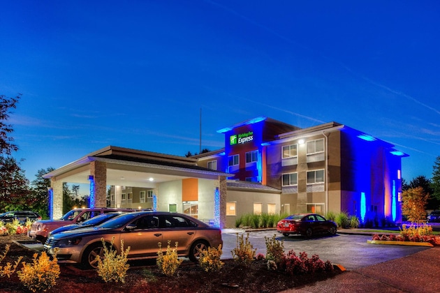 Gallery - Holiday Inn Express Newberg - Wine Country By Ihg