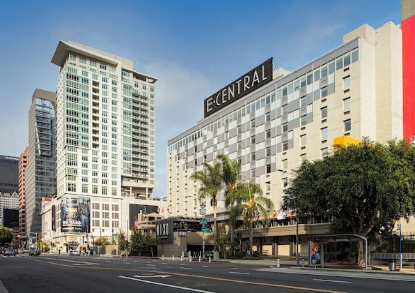Gallery - E-Central Downtown Los Angeles Hotel